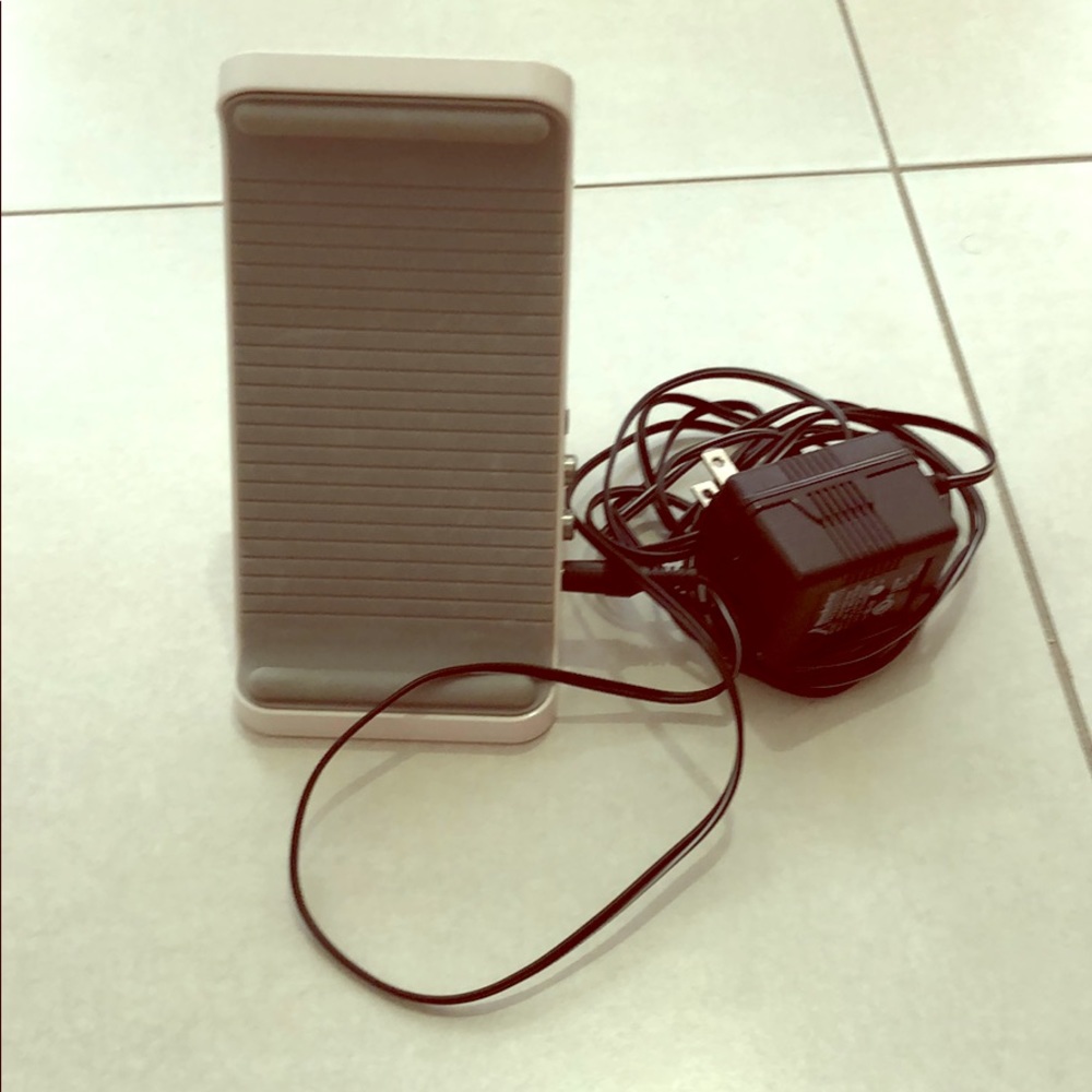 Brookstone bluetooth receiver